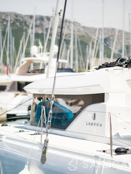 Lagoon 46  - Yacht Charter Sailica