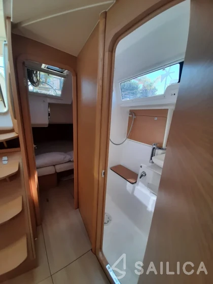 Dufour 412 GL - Yacht Charter Sailica