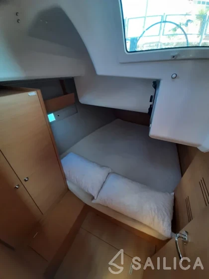 Dufour 412 GL - Yacht Charter Sailica