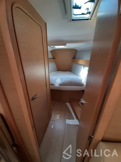 Dufour 412 GL - Yacht Charter Sailica
