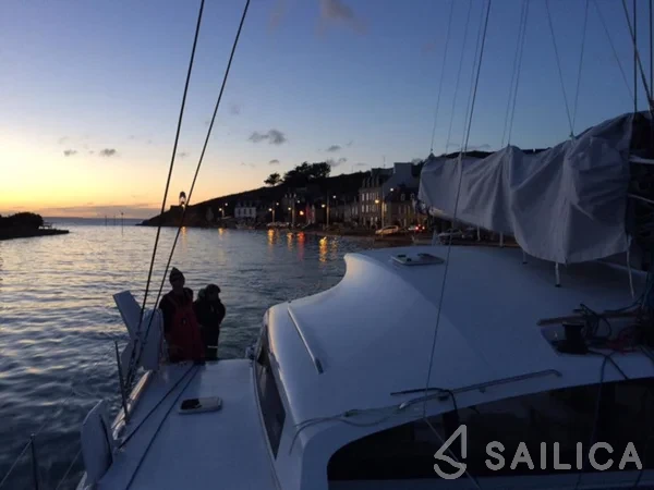 TS 42 - Yacht Charter Sailica