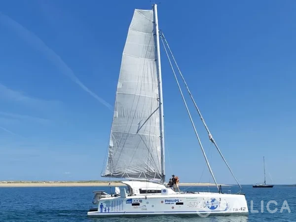 TS 42 - Yacht Charter Sailica