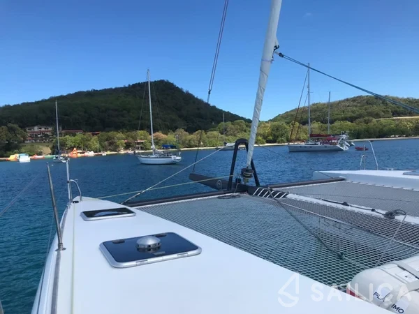 TS 42 - Yacht Charter Sailica