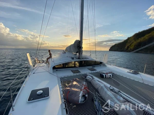 TS 42 - Yacht Charter Sailica