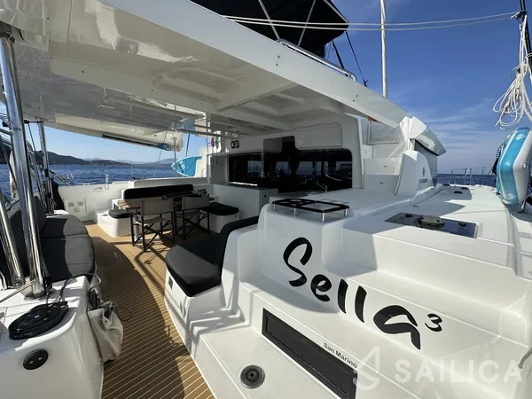 Lagoon 46  - Yacht Charter Sailica
