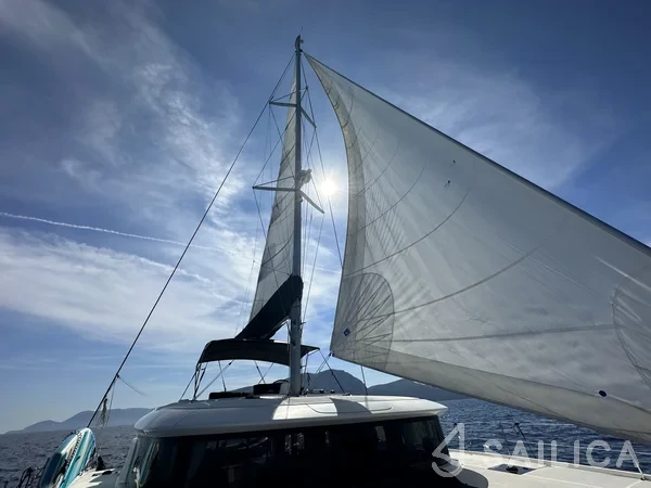 Lagoon 46  - Yacht Charter Sailica