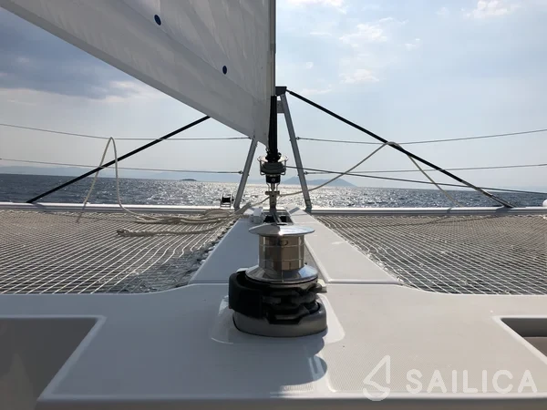 Lagoon 450  Flybridge - Yacht Charter Sailica