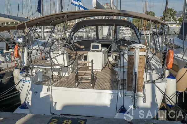Jeanneau 54 - Yacht Charter Sailica