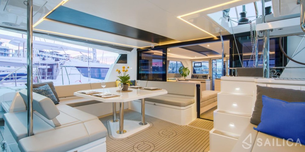 Leopard 50 - Yacht Charter Sailica