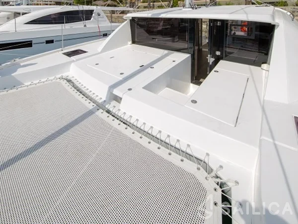 Leopard 40 - Yacht Charter Sailica