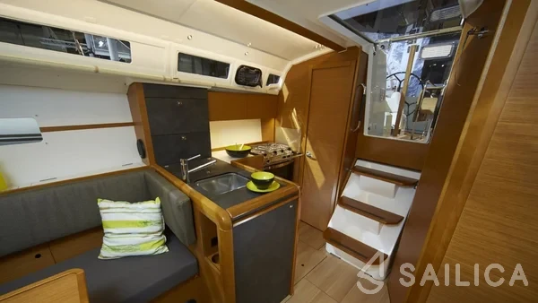 Sun Odyssey 349 - Yacht Charter Sailica