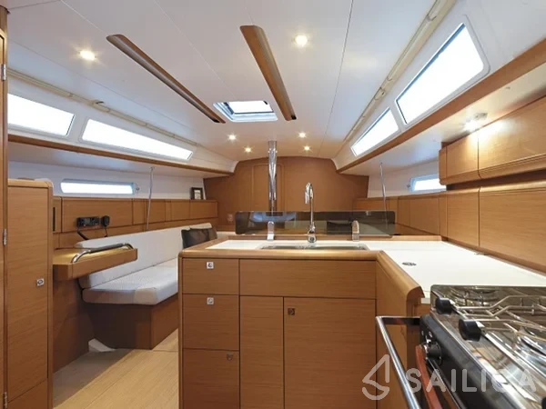 Sun Odyssey 389 - Yacht Charter Sailica