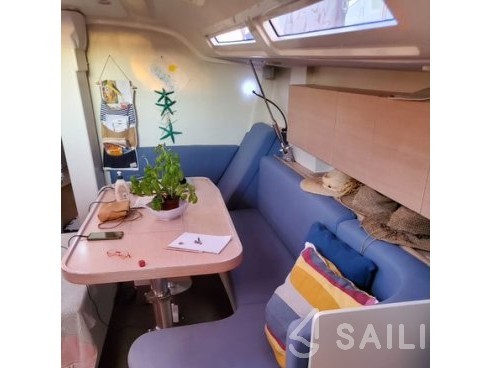 Comet 45s - Yacht Charter Sailica