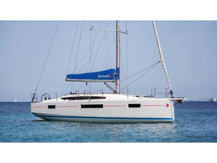 Sun Odyssey 410 - Yacht Charter Sailica