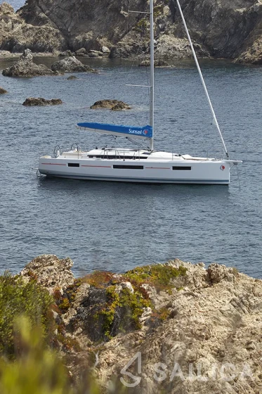 Sun Odyssey 440 - Yacht Charter Sailica