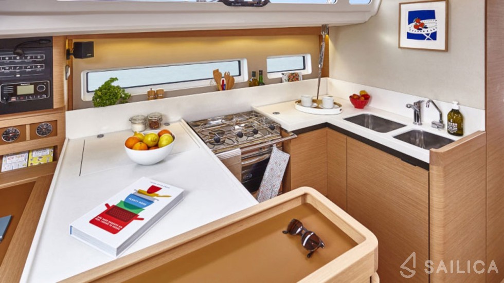 Sun Odyssey 440 - Yacht Charter Sailica