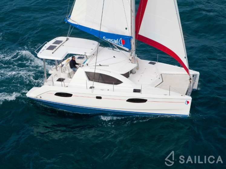 Leopard 40 - Yacht Charter Sailica