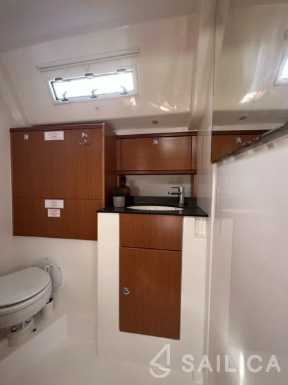 Bavaria 51 Cruiser - Yacht Charter Sailica