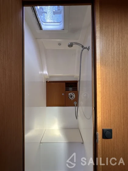 Bavaria 51 Cruiser - Yacht Charter Sailica