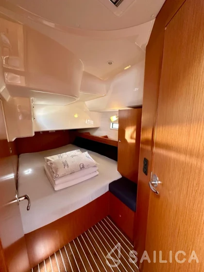 Bavaria 46 Cruiser - Yacht Charter Sailica