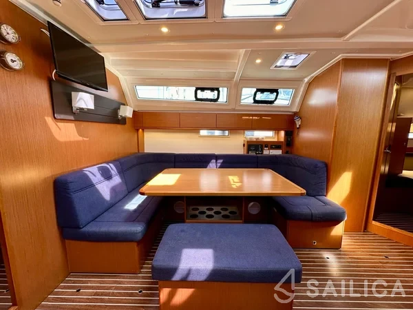 Bavaria 46 Cruiser - Yacht Charter Sailica