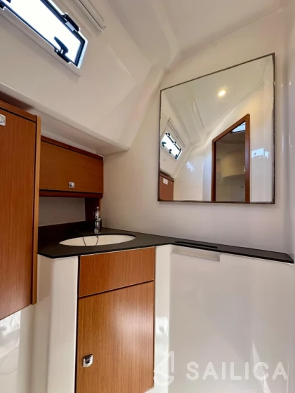 Bavaria 46 Cruiser - Yacht Charter Sailica