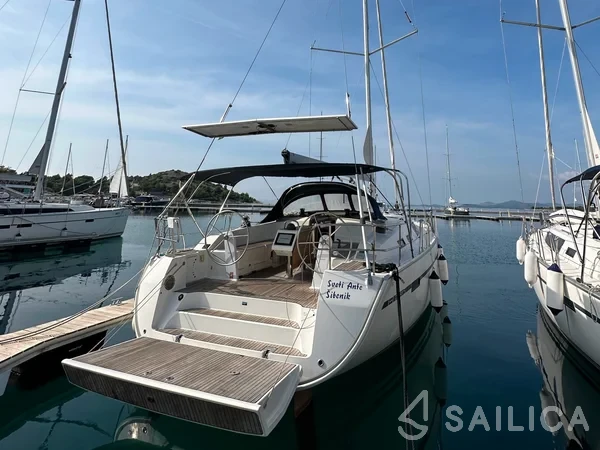 Bavaria 51 Cruiser - Yacht Charter Sailica