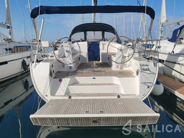 Bavaria 46 Cruiser - Yacht Charter Sailica