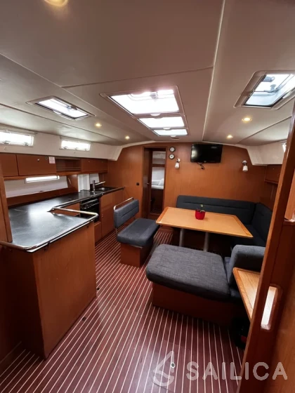 Bavaria 45 Cruiser - Yacht Charter Sailica