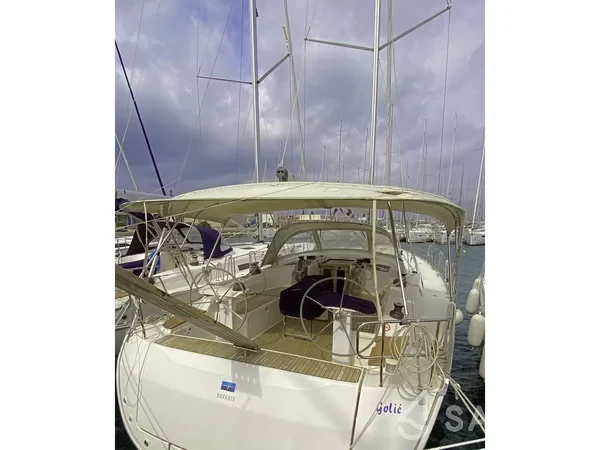 Bavaria 45 Cruiser - Yacht Charter Sailica