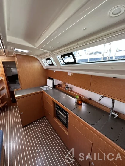 Bavaria 46 Cruiser - Yacht Charter Sailica