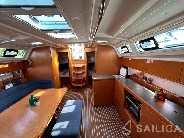 Bavaria 46 Cruiser - Yacht Charter Sailica