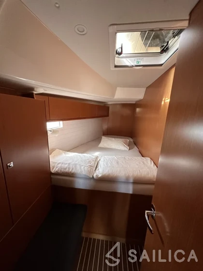 Bavaria 46 Cruiser - Yacht Charter Sailica