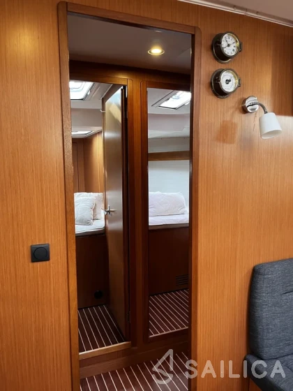 Bavaria 45 Cruiser - Yacht Charter Sailica