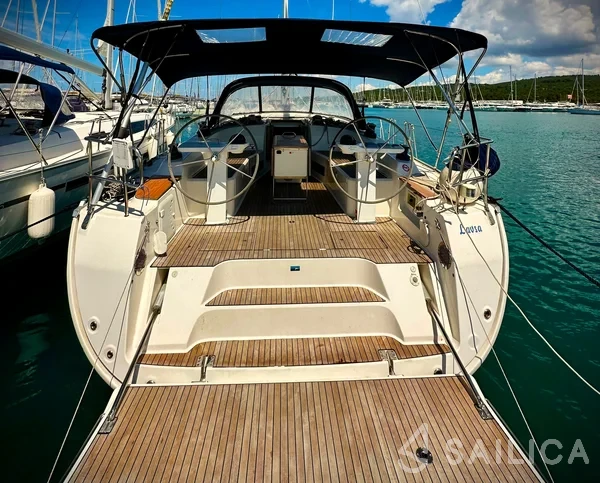 Bavaria 45 Cruiser - Yacht Charter Sailica