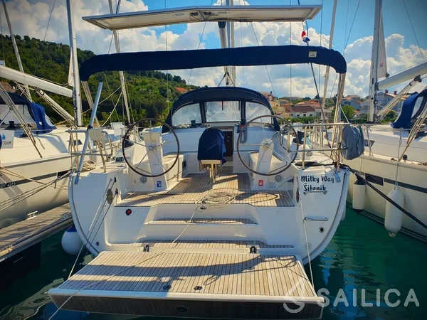 Bavaria 46 Cruiser - Yacht Charter Sailica