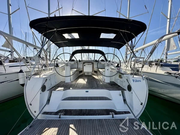 Bavaria 45 Cruiser - Yacht Charter Sailica
