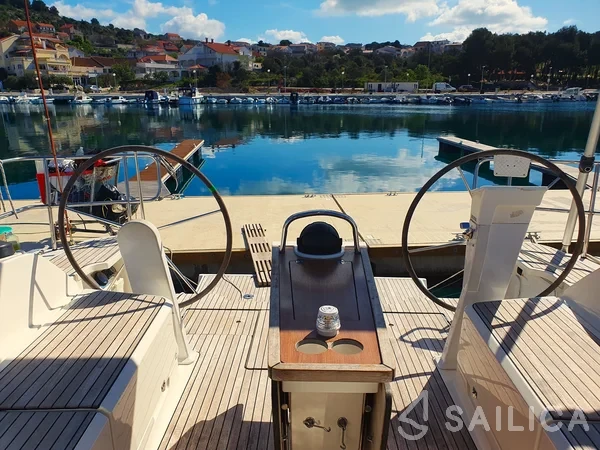 Bavaria 46 Cruiser - Yacht Charter Sailica