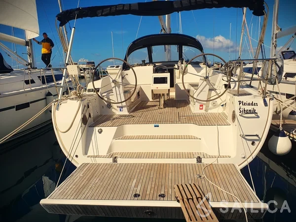 Bavaria 46 Cruiser - Yacht Charter Sailica
