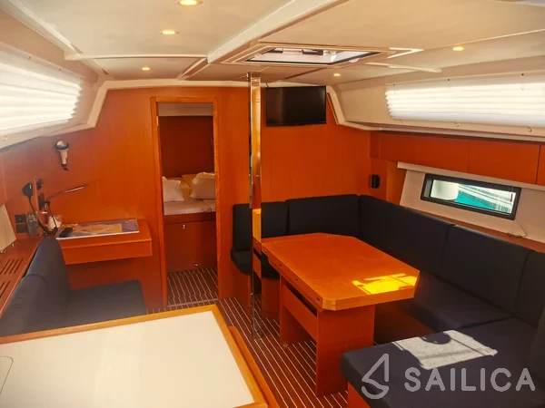 Bavaria C42 - Yacht Charter Sailica
