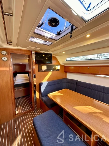 Bavaria 41 Cruiser - Yacht Charter Sailica