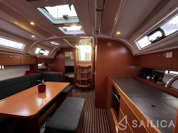 Bavaria 41 Cruiser - Yacht Charter Sailica