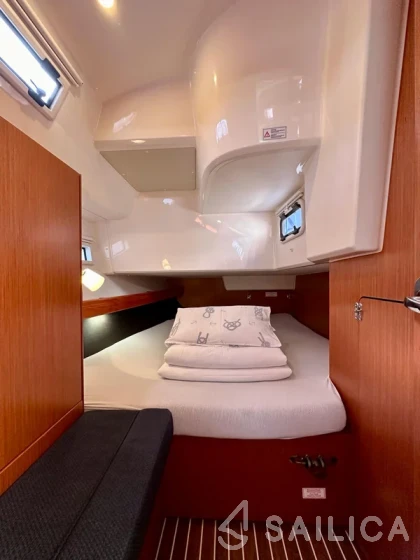 Bavaria 41 Cruiser - Yacht Charter Sailica