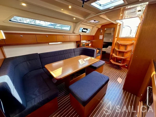 Bavaria 41 Cruiser - Yacht Charter Sailica