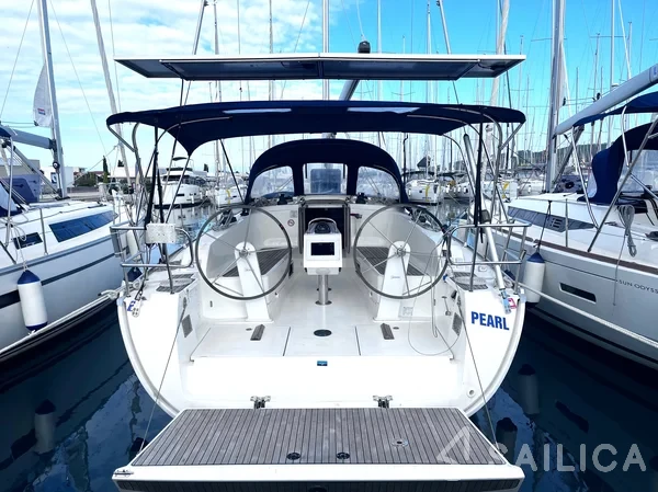 Bavaria 41 Cruiser - Yacht Charter Sailica