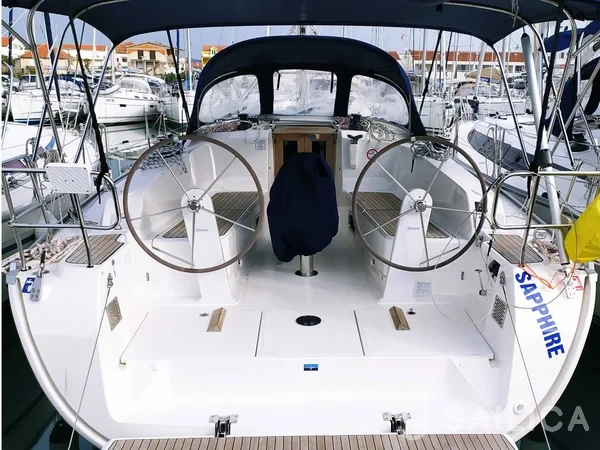 Bavaria 41 Cruiser - Yacht Charter Sailica