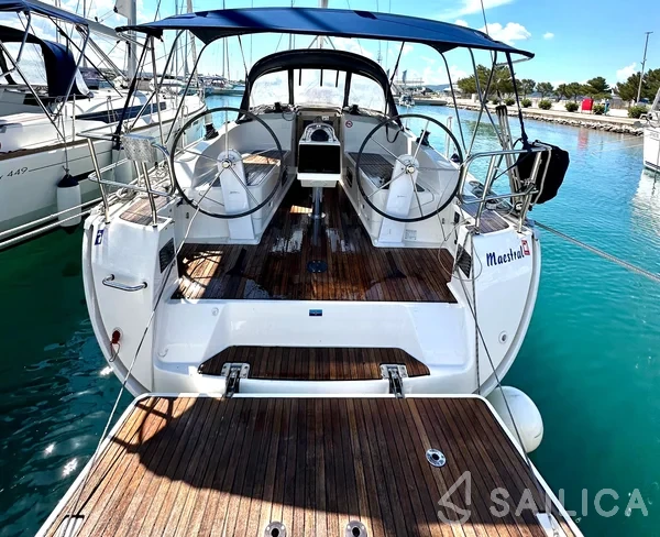 Bavaria 37 Cruiser - Yacht Charter Sailica