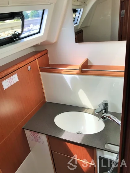 Bavaria 34 Cruiser - Yacht Charter Sailica