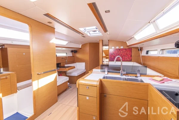 Sun Odyssey 439 - Yacht Charter Sailica