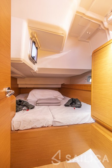 Sun Odyssey 439 - Yacht Charter Sailica